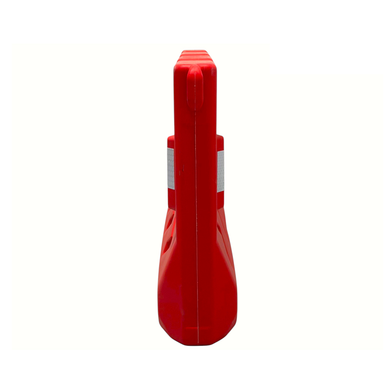 Formowana rozdmuchowo, blokująca poręcz drogowa wypełniona wodą