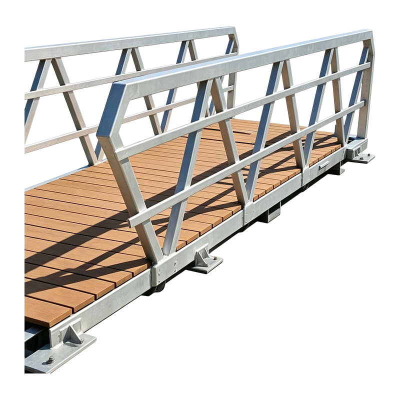Stalowa pływająca poręcz doku